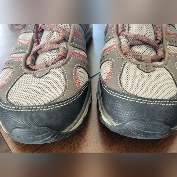 Eddie Bauer Men's Lukla Pro Waterproof Lightweight Hiking Shoes Size 9.5 - Picture 3 of 10